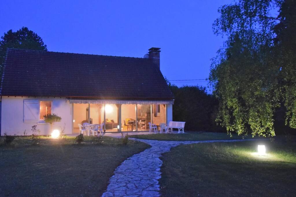 Вилла Domaine Des Montots Tanlay Экстерьер фото