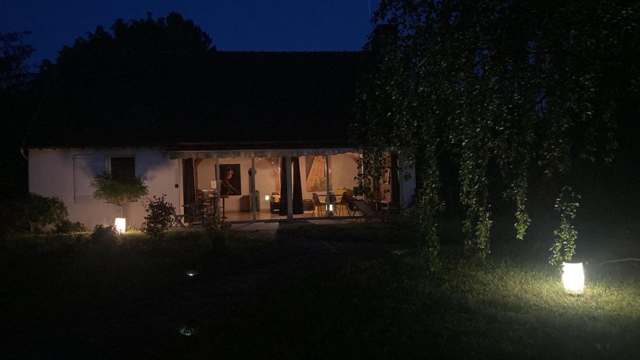 Вилла Domaine Des Montots Tanlay Экстерьер фото